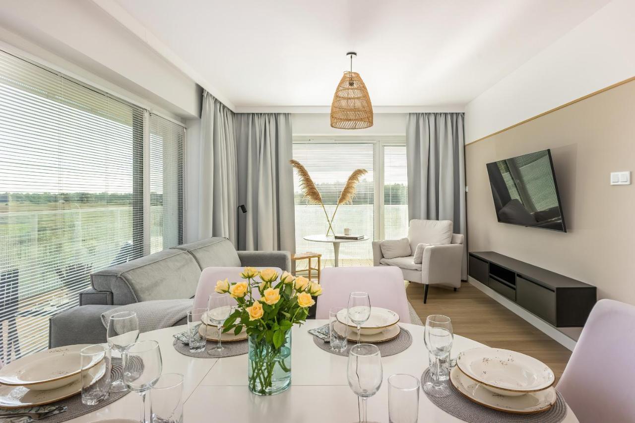 Family Apartment With Gym And Swimming Pool By Renters Prestige Kolobrzeg Ngoại thất bức ảnh