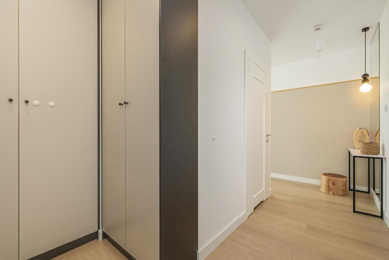 Family Apartment With Gym And Swimming Pool By Renters Prestige Kolobrzeg Ngoại thất bức ảnh