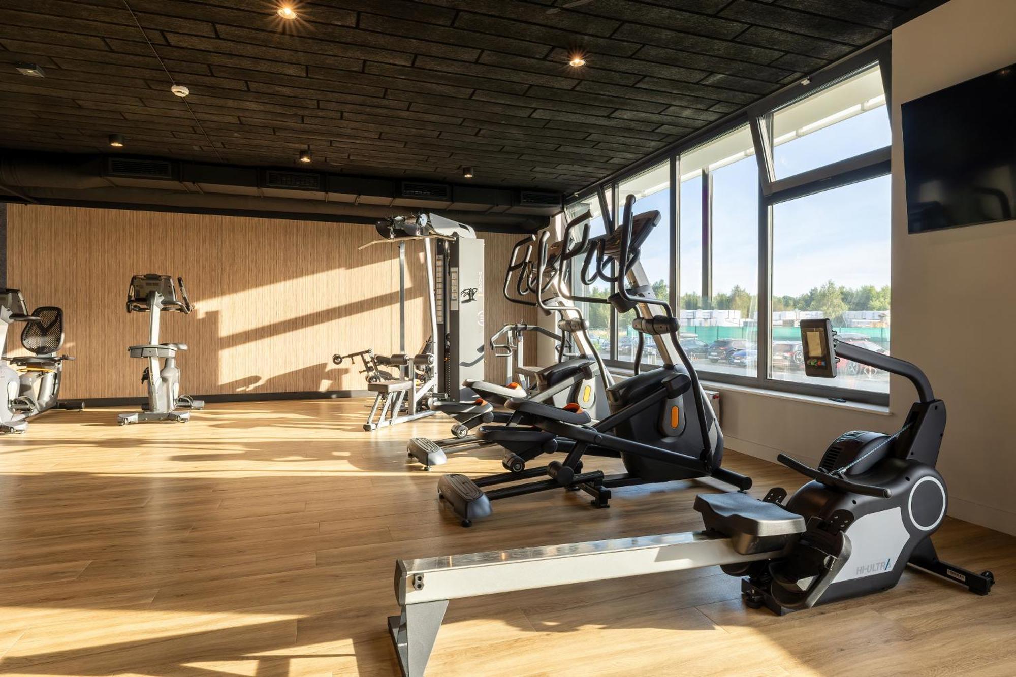 Family Apartment With Gym And Swimming Pool By Renters Prestige Kolobrzeg Ngoại thất bức ảnh