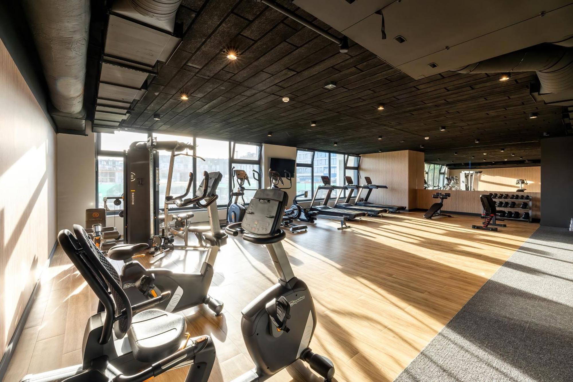 Family Apartment With Gym And Swimming Pool By Renters Prestige Kolobrzeg Ngoại thất bức ảnh